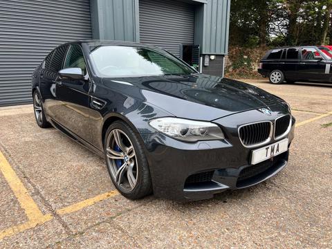 BMW M5 Saloon 4.4 V8 DCT Euro 5 (s/s) 4dr