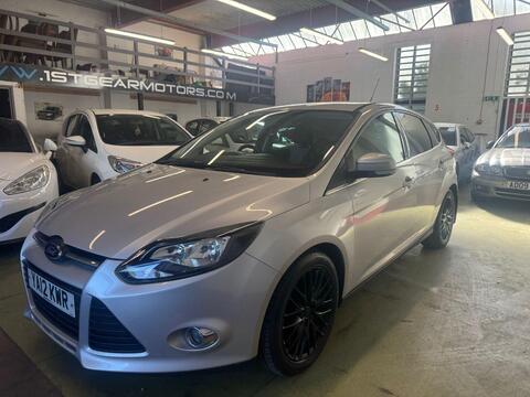 Ford Focus Hatchback 1.0T EcoBoost Zetec Euro 5 (s/s) 5dr