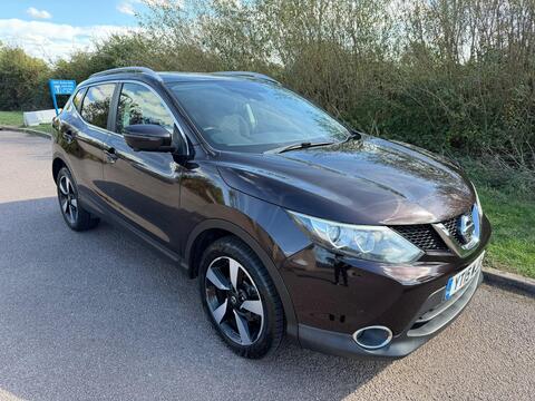 Nissan Qashqai SUV 1.2 DIG-T n-tec+ XTRON 2WD Euro 5 (s/s) 5dr