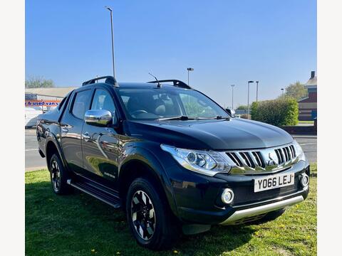 Mitsubishi L200 Pickup 2.4 DI-D DC Barbarian Auto 4WD Euro 6 4dr