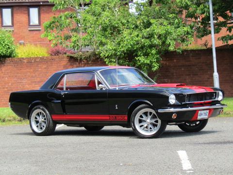 Ford Mustang Coupe Coupe