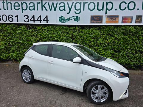 Toyota AYGO Hatchback 1.0 VVT-i x-pression Euro 5 5dr Euro 5