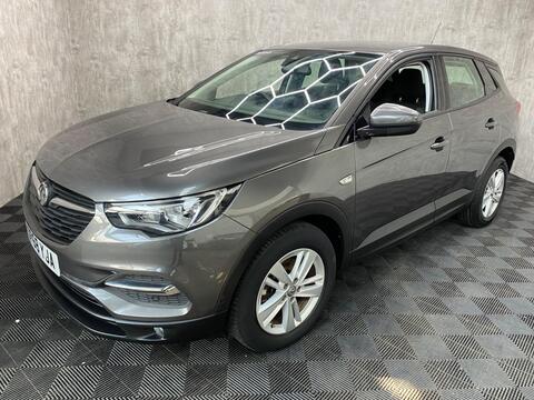 Vauxhall Grandland X SUV 1.2 Turbo SE Euro 6 (s/s) 5dr