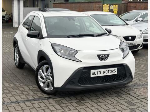 Toyota Aygo X Hatchback 1.0 VVT-i Pure Euro 6 (s/s) 5dr