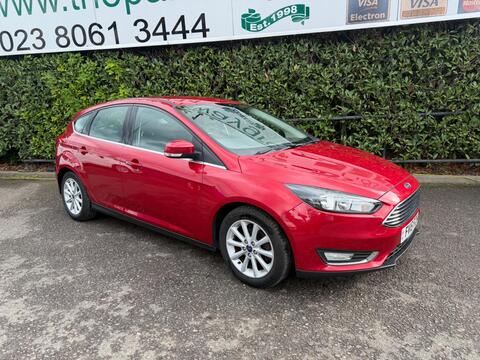 Ford Focus Hatchback 1.0T EcoBoost Titanium Euro 6 (s/s) 5dr