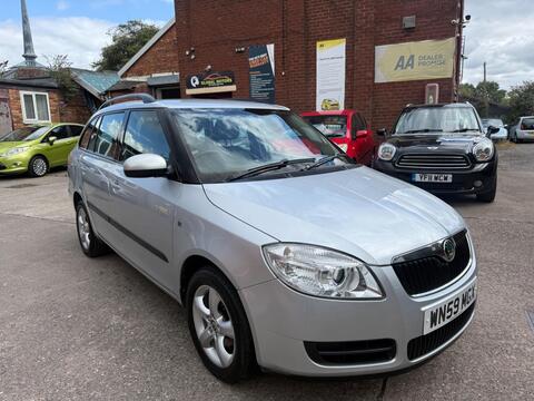 Skoda Fabia Estate 1.6 16V 2 Tiptronic 5dr