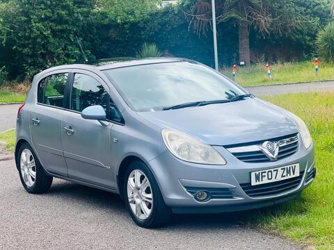 Vauxhall Corsa Hatchback 1.4i 16v Design 5dr (a/c)