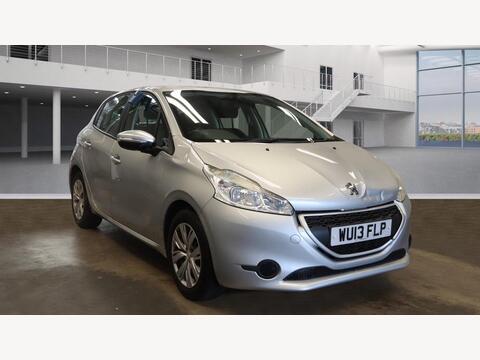 Peugeot 208 Hatchback 1.2 VTi Access+ Euro 5 5dr