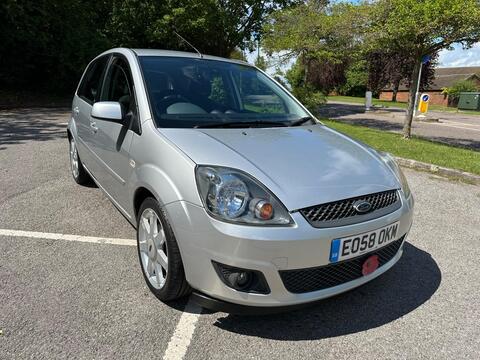 Ford Fiesta Hatchback 1.4 Zetec Blue Edition 5dr