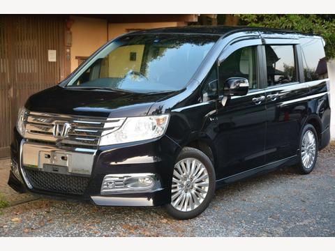 Honda Stepwagon MPV SPADA 8 SEATER HIGH GRADE FRESH IMPORT