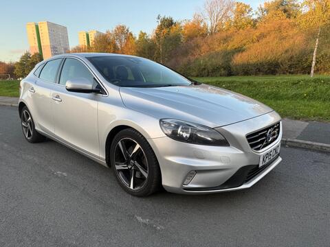 Volvo V40 Hatchback 1.6 D2 R-Design Nav Powershift Euro 5 (s/s) 5dr