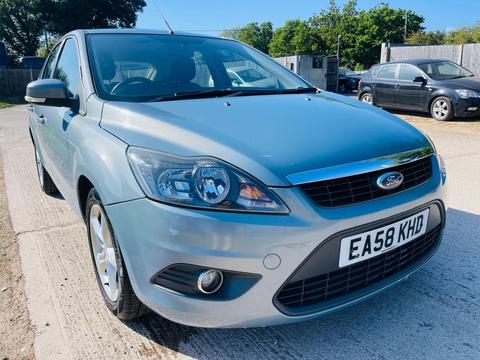 Ford Focus Hatchback 1.6 Zetec 5dr