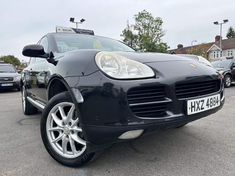 Porsche Cayenne SUV 3.2 V6 Tiptronic S AWD 5dr