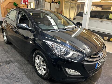Hyundai i30 Hatchback 1.6 CRDi Blue Drive Active Euro 5 (s/s) 5dr