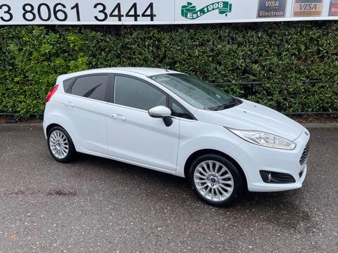 Ford Fiesta Hatchback 1.0T EcoBoost Titanium Euro 5 (s/s) 5dr