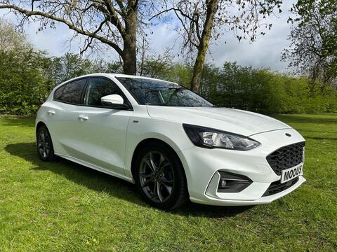 Ford Focus Hatchback 1.0T EcoBoost ST-Line Euro 6 (s/s) 5dr