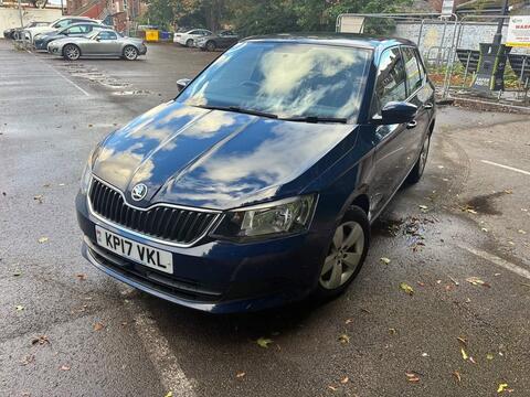 2017 Skoda Fabia, photograph 4
