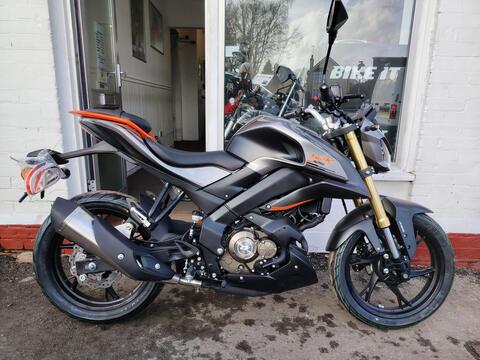 QJMotor SRK 125 S Naked 125 Euro 5