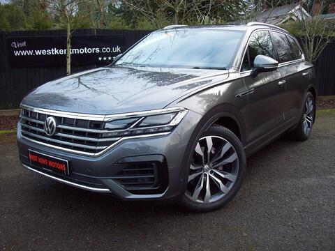 Volkswagen Touareg SUV 3.0 TDI V6 R-Line Tech Tiptronic 4Motion Euro 6 (s/s) 5dr