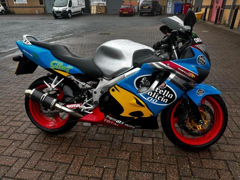 Honda CBR600F Super Sports 600
