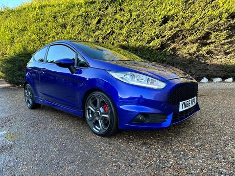 Ford Fiesta Hatchback 1.6T EcoBoost ST-3 Euro 6 3dr
