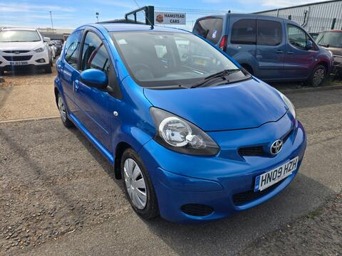 Toyota AYGO Hatchback 1.0 VVT-i Blue Euro 4 5dr