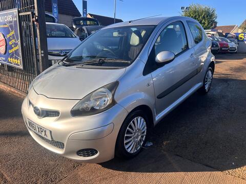 Toyota AYGO Hatchback 1.0 VVT-i Ice Euro 5 3dr