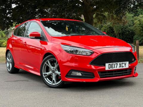 Ford Focus Hatchback 2.0T EcoBoost ST-3 Euro 6 (s/s) 5dr
