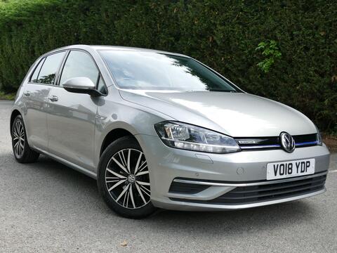 Volkswagen Golf Hatchback 1.5 TSI EVO BlueMotion Tech SE Nav DSG Euro 6 (s/s) 5dr