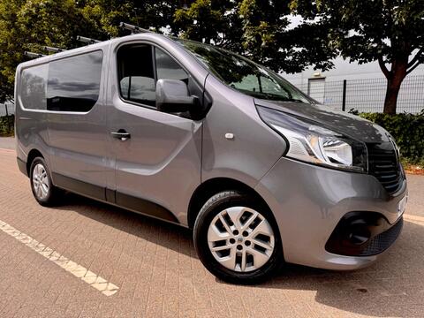 Renault Trafic Panel Van 1.6 dCi 27 Sport Nav SWB Standard Roof Euro 6 5dr