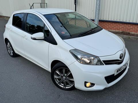 Toyota Yaris Hatchback 1.33 Dual VVT-i SR Euro 5 5dr