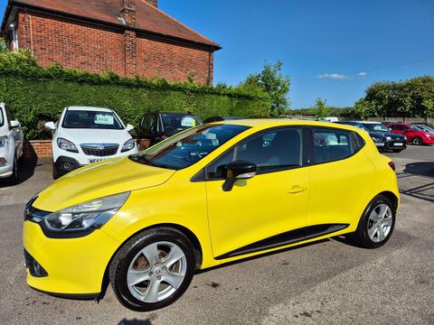 Renault Clio Hatchback 1.2 16V Dynamique MediaNav Euro 5 5dr