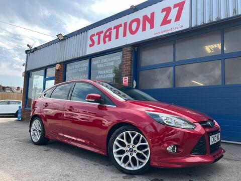 Ford Focus Hatchback 1.6 TDCi Zetec S Euro 5 (s/s) 5dr