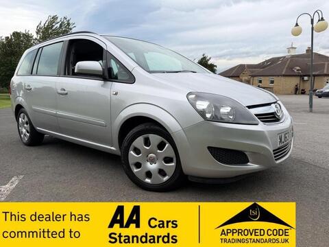 Vauxhall Zafira MPV 1.6 16V Exclusiv Euro 5 5dr