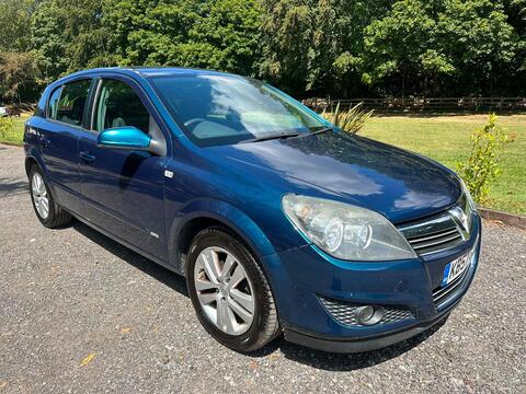 Vauxhall Astra Hatchback 1.6i 16v SXi 5dr