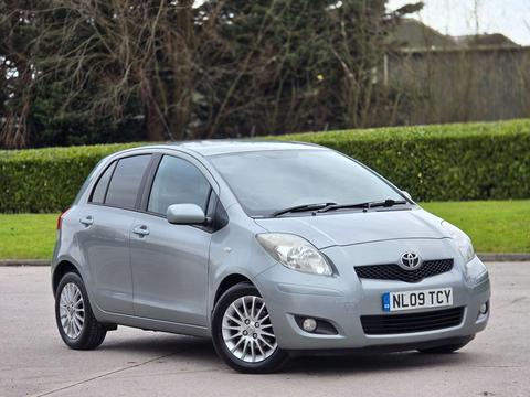 Toyota Yaris Hatchback 1.33 Dual VVT-i SR Euro 4 (s/s) 5dr