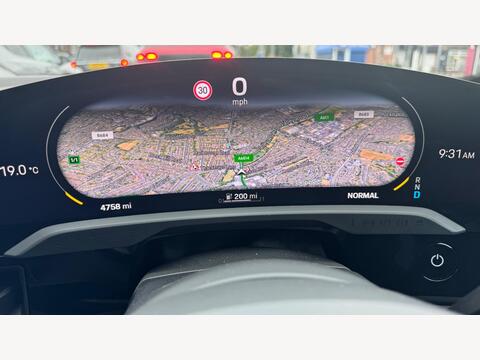 Porsche Taycan Saloon Performance Plus 93.4kWh 4S Auto 4WD 4dr (11kW Charger)