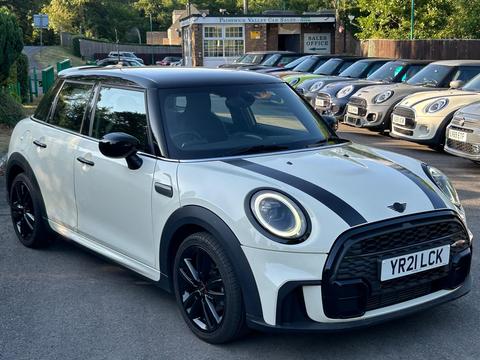 MINI Hatch Hatchback 1.5 Cooper Sport Euro 6 (s/s) 5dr
