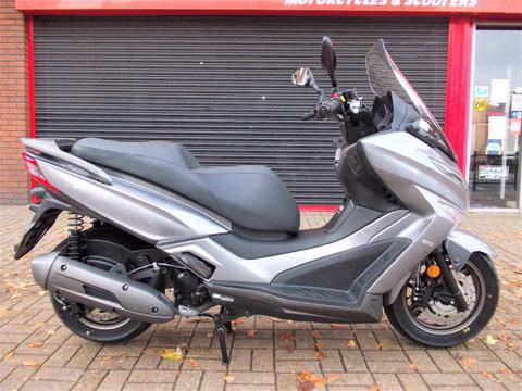 Kymco X-Town 125i Scooter 125 E5 CVT Euro 5