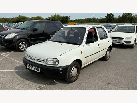 Nissan Micra Hatchback 1.0 16v Shape CVT 5dr