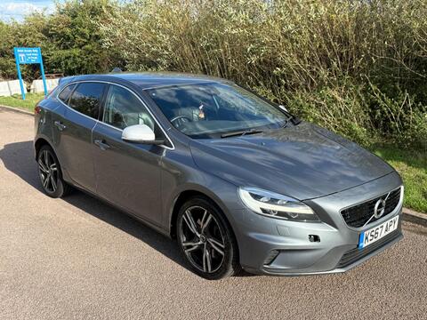 Volvo V40 Hatchback 2.0 D3 R-Design Pro Euro 6 (s/s) 5dr