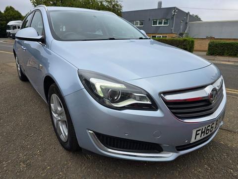 Vauxhall Insignia Estate 1.6 CDTi Design Sports Tourer Auto Euro 6 5dr