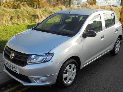 Dacia Sandero Hatchback 1.2 Ambiance Euro 5 5dr