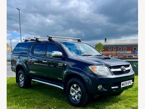 Toyota Hilux Pickup 3.0 D-4D Invincible 4WD 4dr