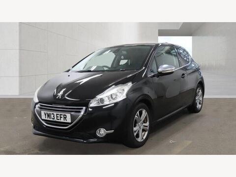 Peugeot 208 Hatchback 1.2 VTi Allure Euro 5 3dr