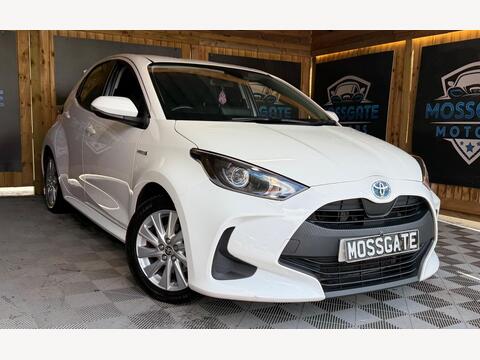 Toyota Yaris Hatchback 1.5 VVT-h Icon E-CVT Euro 6 (s/s) 5dr