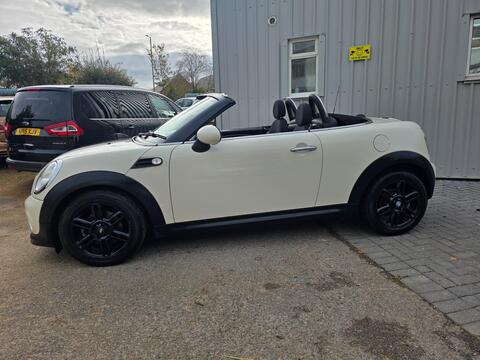 MINI Roadster Convertible 1.6 Cooper Euro 5 (s/s) 2dr