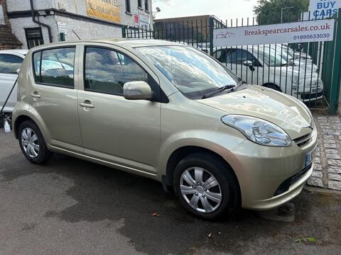Perodua Myvi Hatchback 1.3 EZi SE 5dr