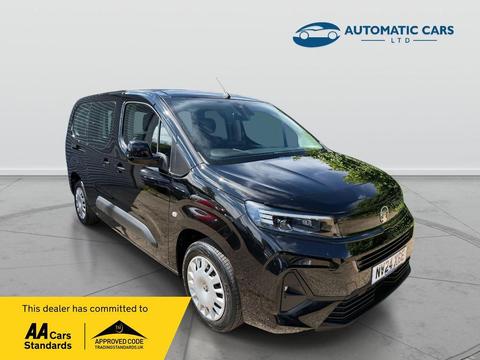 Vauxhall Combo Life Electric MPV 52kWh Design XL MPV Auto 5dr (7.4kW Charger)