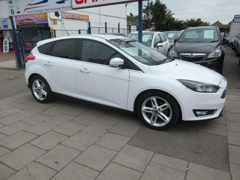 Ford Focus Hatchback 1.0T EcoBoost Titanium Euro 6 (s/s) 5dr